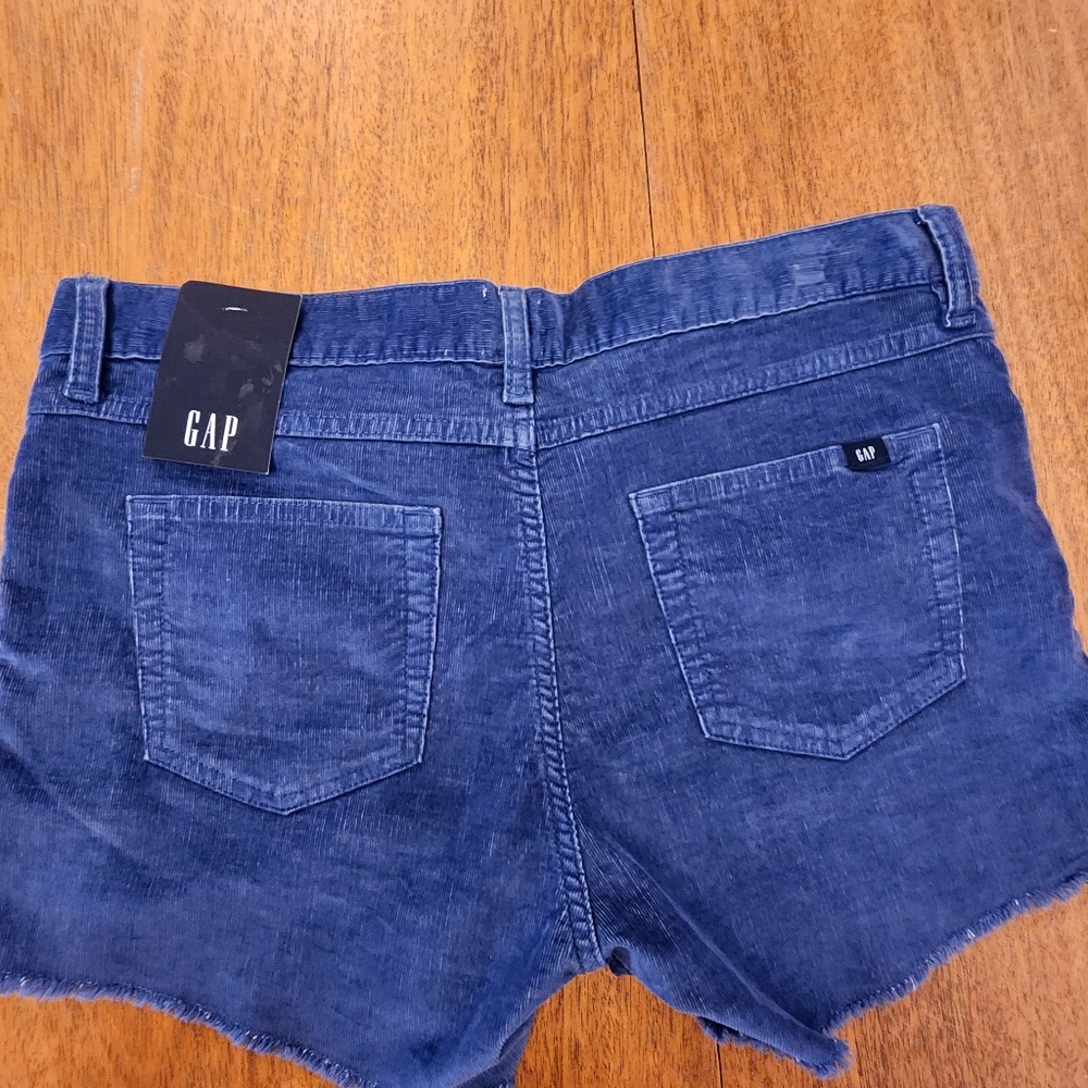 GAP Women's Dark Blue Corduroy Jean Shorts. Size 8 NWT - Picture 3 of 5